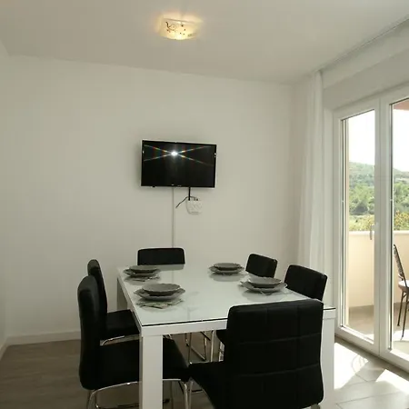 Dijana-promajna Apartamento