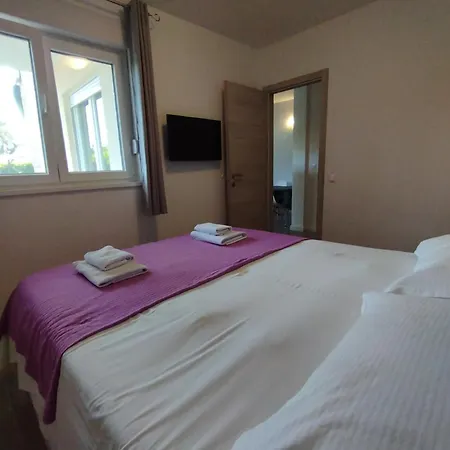 Dijana-promajna Apartamento Promajna